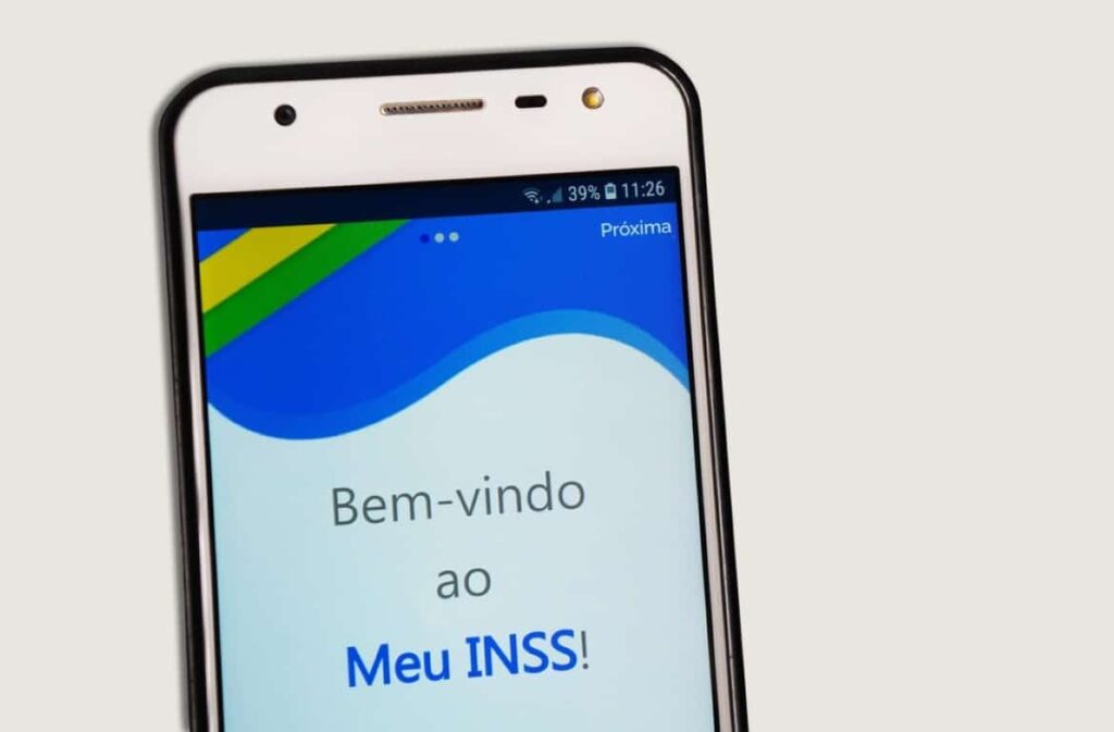 Entenda como funciona a fraude do INSS